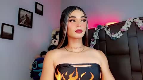 Snapshot of valentinne_marian chatting on September 29, 2025, 7:57 am Marian online show from September 29, 2025, 7:57 am