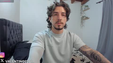 Snapshot of valentino2201 chatting on October 13, 2025, 11:49 pm valentino online show from October 13, 2025, 11:49 pm