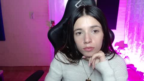 Snapshot of valeria_mendozza chatting on February 6, 2025, 7:56 am   online show from February 6, 2025, 7:56 am