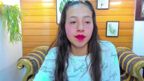 Snapshot of valeria_rossi7 chatting on December 28, 2024, 8:36 pm Valeria online show from December 28, 2024, 8:36 pm