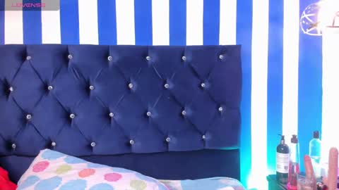 valeria_rouse28 online show from September 13, 2025, 4:51 pm