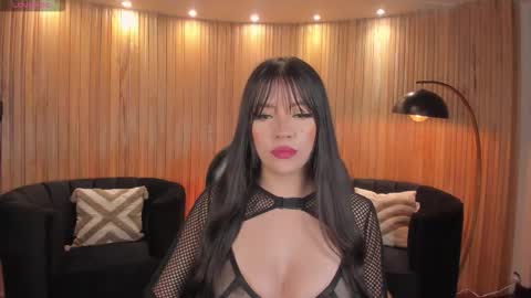 Valeria online show from November 7, 2025, 4:01 am