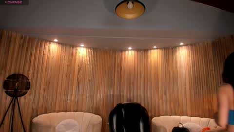 Vale  online show from October 22, 2025, 12:05 pm