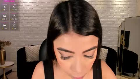 Vale  online show from November 10, 2025, 12:04 pm