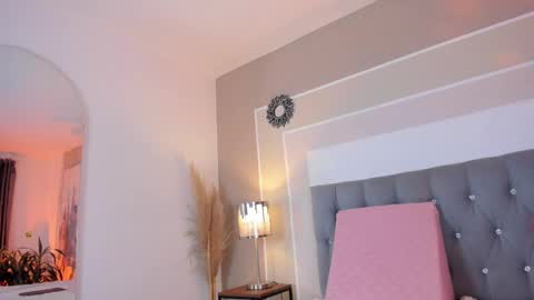 Snapshot of valeriavibes chatting on December 25, 2024, 1:20 am Valeria online show from December 25, 2024, 1:20 am