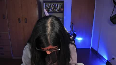 Snapshot of valerie__sky chatting on January 24, 2025, 4:37 am Val online show from January 24, 2025, 4:37 am