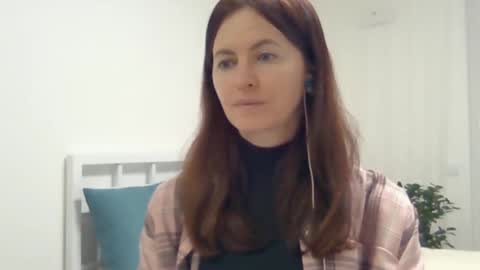 valerie_rose777 online show from February 22, 2025, 7:03 pm