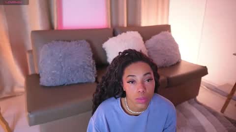 Valerie Style3 online show from November 13, 2025, 4:00 am