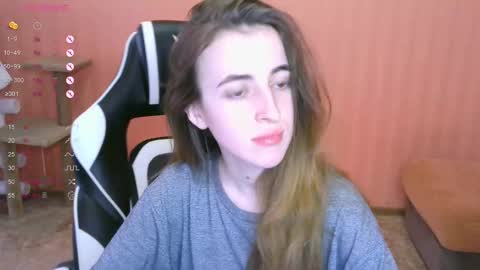 valeritiio online show from March 8, 2025, 5:49 am