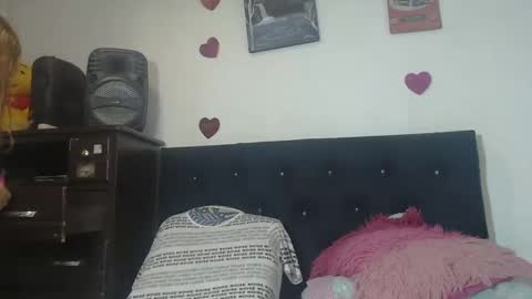 valerivegas online show from November 9, 2025, 1:31 pm