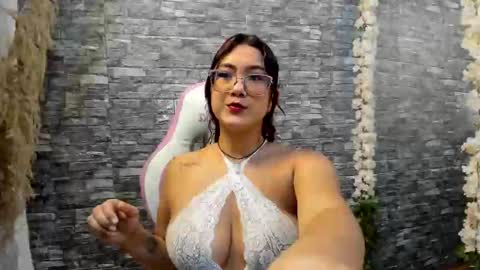 valery__69 online show from November 25, 2025, 12:16 pm