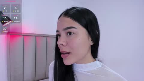 Snapshot of valery__nova chatting on September 12, 2025, 12:44 am Cris online show from September 12, 2025, 12:44 am