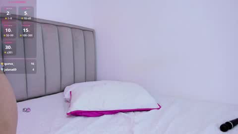 Snapshot of valery__nova chatting on September 13, 2025, 12:43 am Cris online show from September 13, 2025, 12:43 am