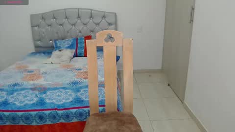 Snapshot of valery_alejo chatting on February 24, 2025, 4:05 am valeria online show from February 24, 2025, 4:05 am