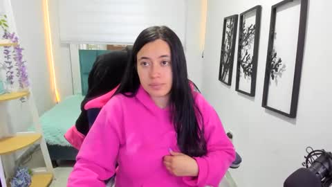 valery_bonnet1 online show from December 17, 2025, 11:27 am