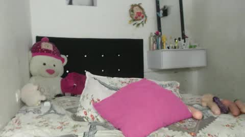 valery_prinss5 online show from October 24, 2025, 3:58 am