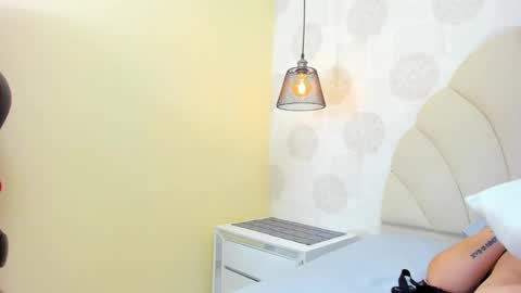 Snapshot of valery_smitd chatting on February 1, 2025, 5:37 pm Valery  online show from February 1, 2025, 5:37 pm