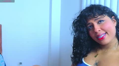 Snapshot of valerylovexxx chatting on October 28, 2025, 2:15 am valerylovexxx online show from October 28, 2025, 2:15 am