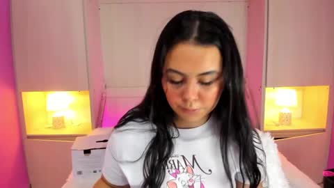 valerymeyerr online show from January 5, 2025, 4:04 am