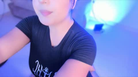 Snapshot of valerysoto_ chatting on February 14, 2025, 12:30 am Valery Soto online show from February 14, 2025, 12:30 am