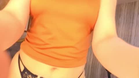 Snapshot of valkiria_ardent_s chatting on October 2, 2025, 1:18 pm Valkiria online show from October 2, 2025, 1:18 pm