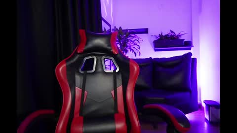 Valkyria  online show from November 9, 2025, 8:40 pm