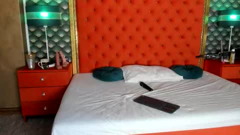 Snapshot of valleriejonnes chatting on November 29, 2025, 4:10 pm Valerie Val V online show from November 29, 2025, 4:10 pm