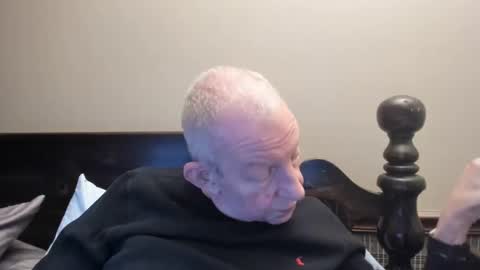 Snapshot of valleylaker chatting on September 14, 2025, 4:17 pm valleylaker online show from September 14, 2025, 4:17 pm