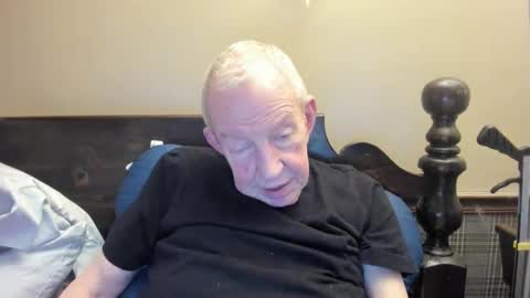 Snapshot of valleylaker chatting on November 5, 2025, 9:42 am valleylaker online show from November 5, 2025, 9:42 am