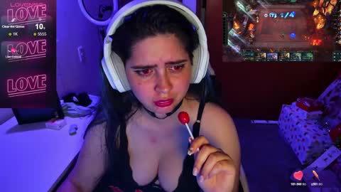 Snapshot of vallolet1_ chatting on December 9, 2024, 2:56 am Im Violet online show from December 9, 2024, 2:56 am