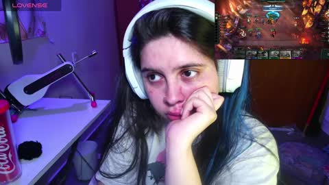 Snapshot of vallolet1_ chatting on January 29, 2025, 2:19 am Im Violet online show from January 29, 2025, 2:19 am