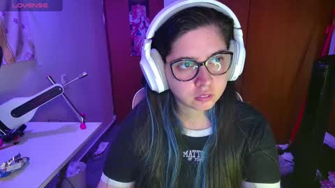 Snapshot of vallolet1_ chatting on February 25, 2025, 11:11 pm Im Violet online show from February 25, 2025, 11:11 pm
