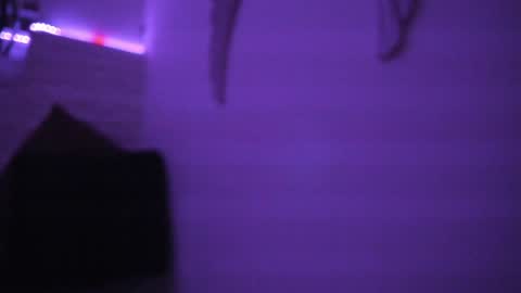 Snapshot of valloletsamar chatting on January 23, 2025, 11:15 am Vallolet Peach  online show from January 23, 2025, 11:15 am