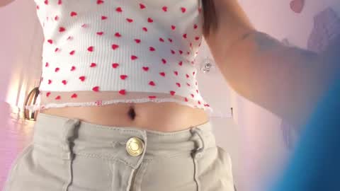 Snapshot of valloletsamar chatting on February 13, 2025, 11:17 am Vallolet Peach  online show from February 13, 2025, 11:17 am