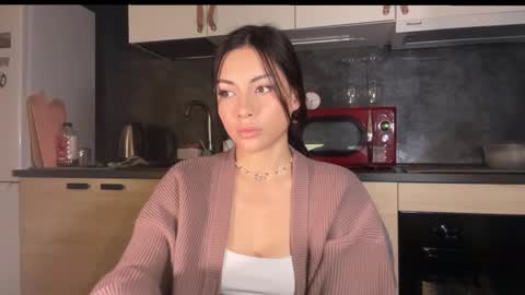 Little Devil online show from December 28, 2024, 3:37 pm