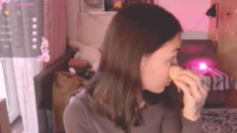 Little Devil online show from February 12, 2025, 1:27 pm