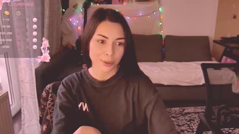 Little Devil online show from February 27, 2025, 2:32 pm