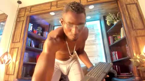 Snapshot of valtorkane chatting on September 17, 2025, 11:45 am valtorkane online show from September 17, 2025, 11:45 am