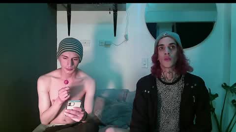 Snapshot of vamp_noah chatting on February 1, 2025, 5:18 am Vamp Noah and Dan online show from February 1, 2025, 5:18 am