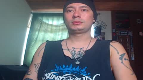 vampireathome online show from February 5, 2025, 6:59 pm