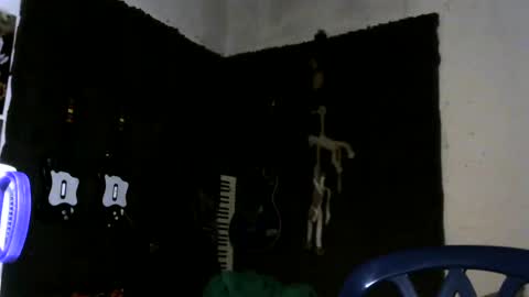 vampireathome online show from September 14, 2025, 5:06 am