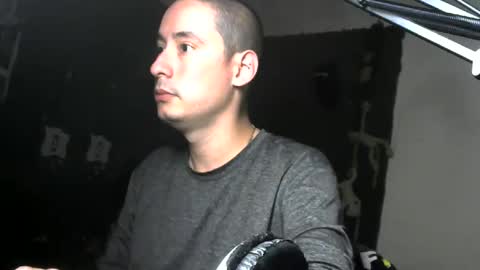 vampireathome online show from October 22, 2025, 5:30 am