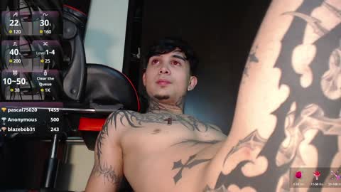 Snapshot of vampiredavyd chatting on December 27, 2024, 6:14 am david guzman i model independenthelp me with a thumbs up online show from December 27, 2024, 6:14 am