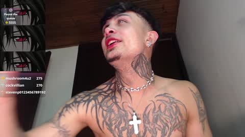 Snapshot of vampiredavyd chatting on January 5, 2025, 5:41 am david guzman i model independenthelp me with a thumbs up online show from January 5, 2025, 5:41 am