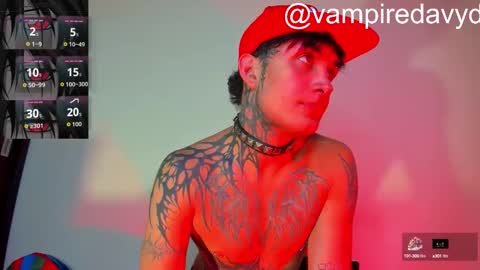 Snapshot of vampiredavyd chatting on September 26, 2025, 2:37 am david guzman i model independenthelp me with a thumbs up online show from September 26, 2025, 2:37 am