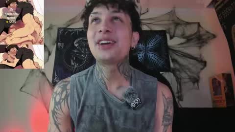 Snapshot of vampiredavyd chatting on October 14, 2025, 2:12 am david guzman i model independenthelp me with a thumbs up online show from October 14, 2025, 2:12 am