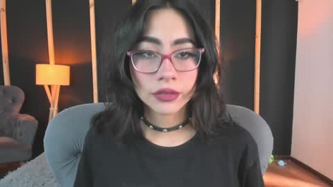 Snapshot of vampy_dolll chatting on December 16, 2024, 1:11 pm vampy_dolll online show from December 16, 2024, 1:11 pm