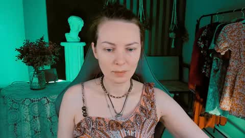 Snapshot of vandarossi chatting on December 26, 2024, 9:01 am Vanda online show from December 26, 2024, 9:01 am