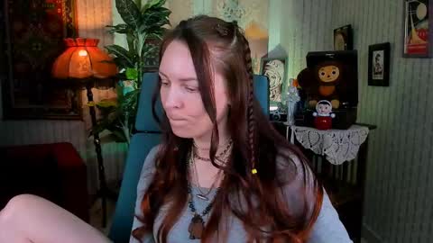 Snapshot of vandarossi chatting on February 13, 2025, 12:21 pm Vanda online show from February 13, 2025, 12:21 pm