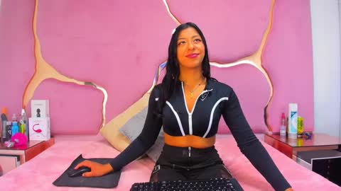 Vane online show from March 11, 2025, 1:37 am